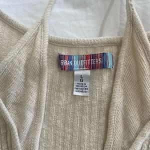 Long sleeve halter
